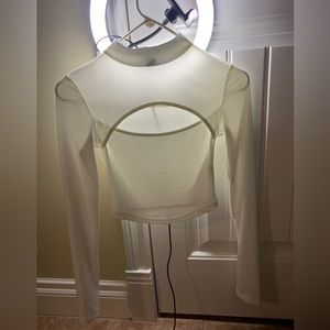 XS white neck cut out shirt